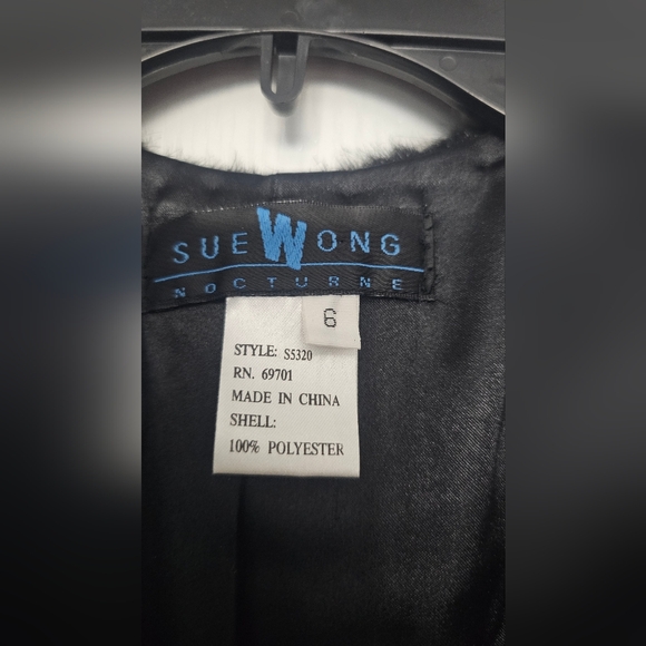 Sue Wong "Nocturne" duster coat featuring a black French ribbon appliqué fauxFur - Picture 10 of 13